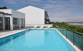 Attractive Villa In Salir Do Porto